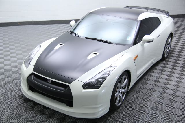 2009 Nissan GT-R 400E