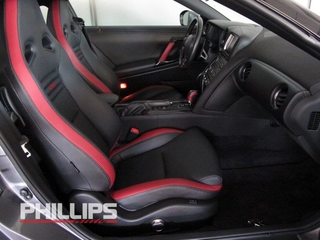2012 Nissan GT-R TDI S-line