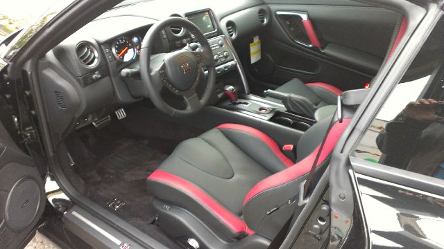 2013 Nissan GT-R Premium