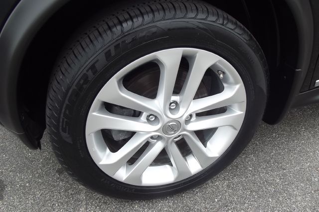 2011 Nissan Juke 2.5S ONE Owner