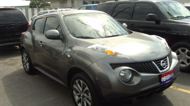 2011 Nissan Juke 2.5S ONE Owner