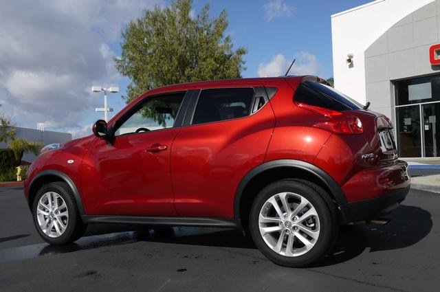 2011 Nissan Juke 4dr Sdn LE Auto (SE) Sedan