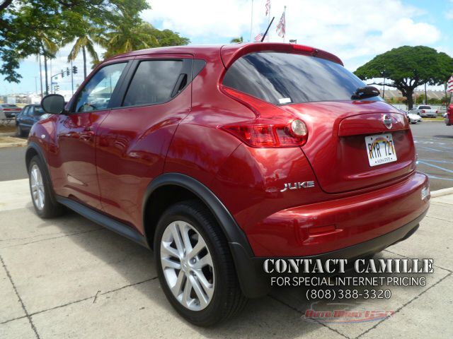 2012 Nissan Juke AWD 4dr V8