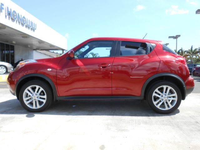 2012 Nissan Juke AWD 4dr V8