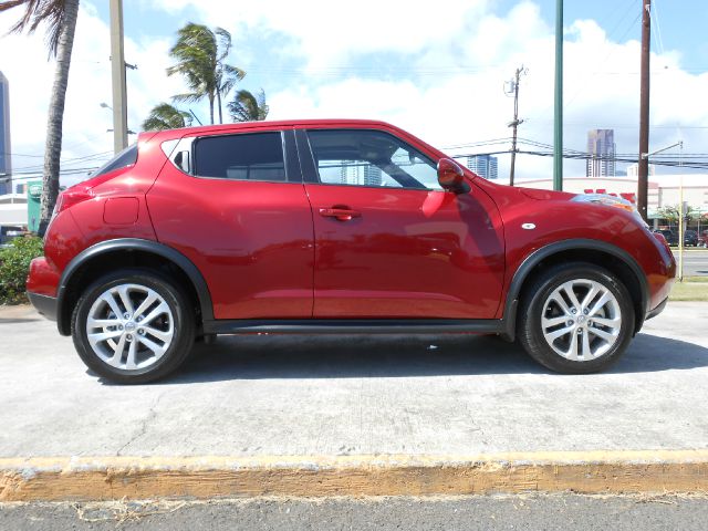 2012 Nissan Juke AWD 4dr V8