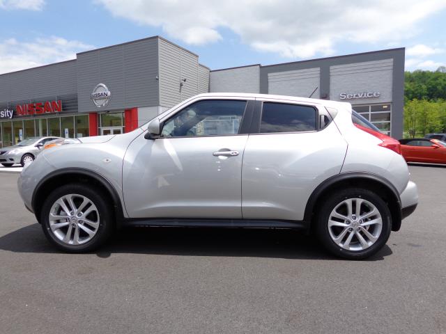 2013 Nissan Juke LS S