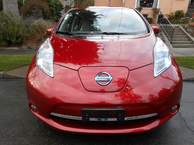 2011 Nissan LEAF LS S