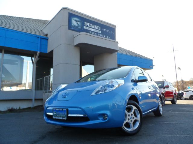 2011 Nissan LEAF LS S