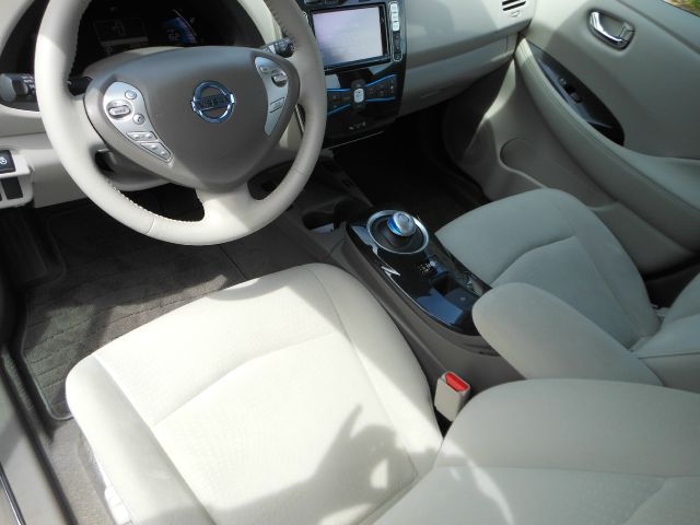 2012 Nissan LEAF LS S