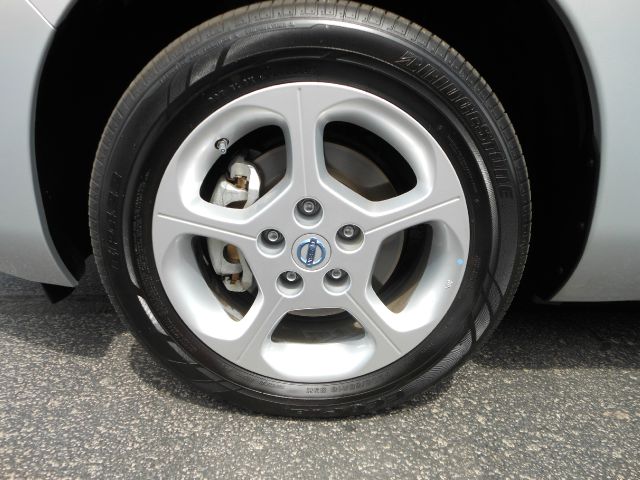 2012 Nissan LEAF LS S