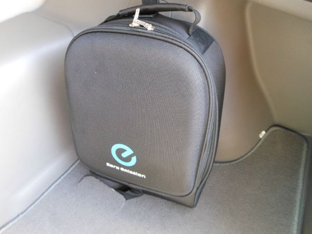 2012 Nissan LEAF LS S