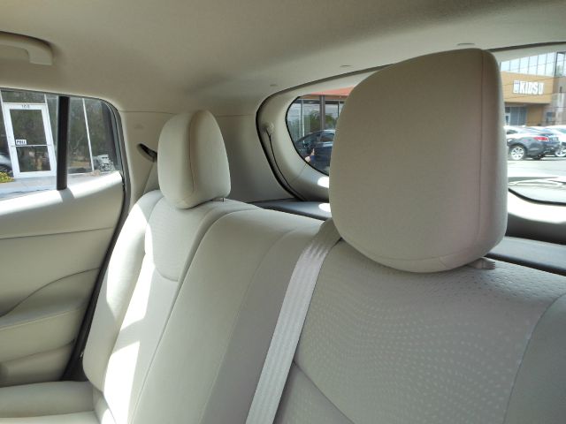 2012 Nissan LEAF LS S