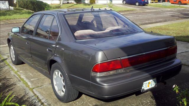 1990 Nissan Maxima 6 Speed Transmision