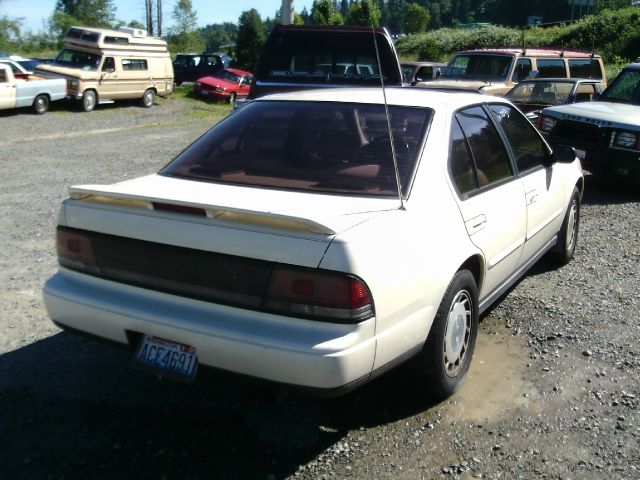 1991 Nissan Maxima Sport 4x4 Coupe