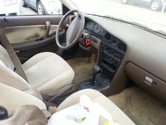 1991 Nissan Maxima SE