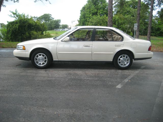 1993 Nissan Maxima Sport 4x4 Coupe