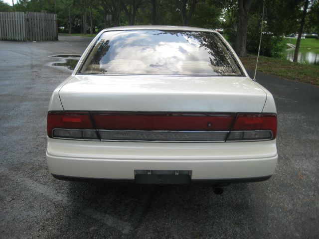 1993 Nissan Maxima Sport 4x4 Coupe