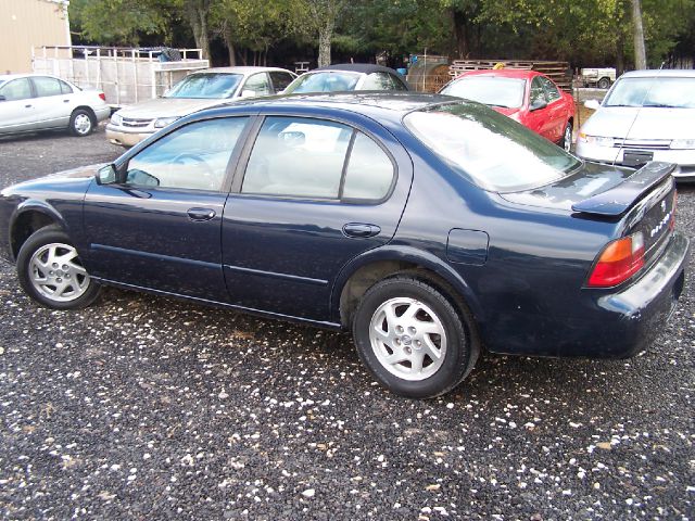1995 Nissan Maxima 3.0 Quattro