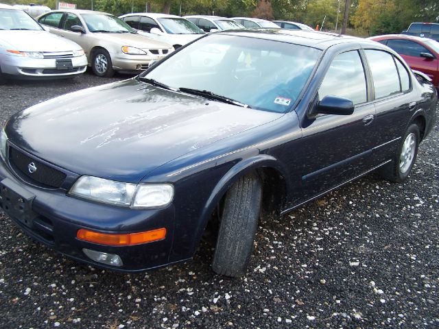 1995 Nissan Maxima 3.0 Quattro