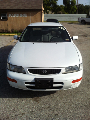 1995 Nissan Maxima SE