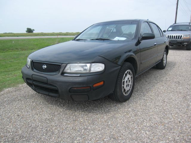 1996 Nissan Maxima SE