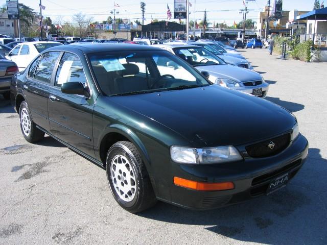 1996 Nissan Maxima 3.0 Quattro