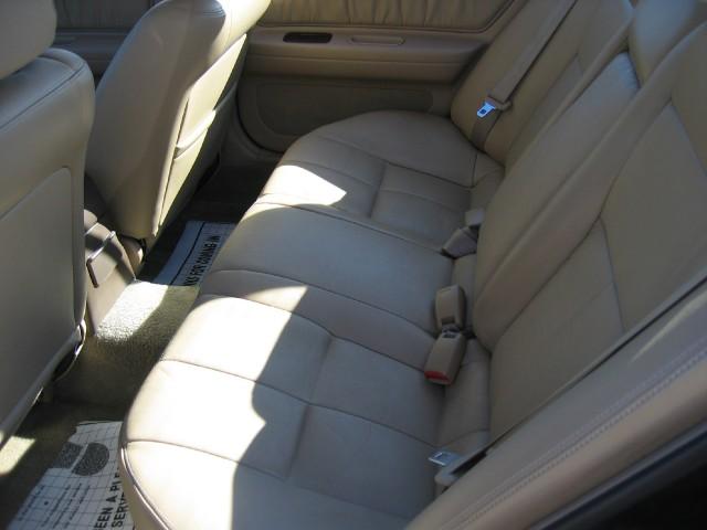 1996 Nissan Maxima 3.0 Quattro