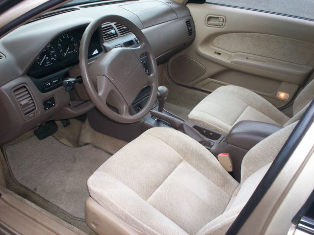 1996 Nissan Maxima 3.0 Quattro