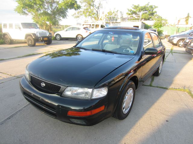 1996 Nissan Maxima SE