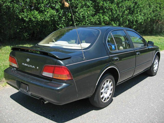 1997 Nissan Maxima Unknown