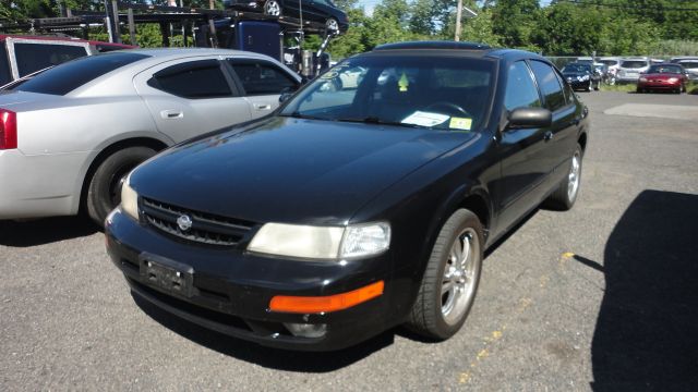 1997 Nissan Maxima SE