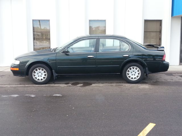 1997 Nissan Maxima Unknown