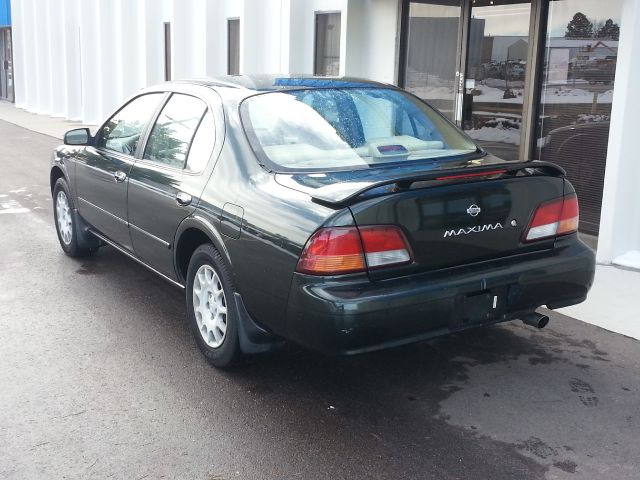 1997 Nissan Maxima Unknown