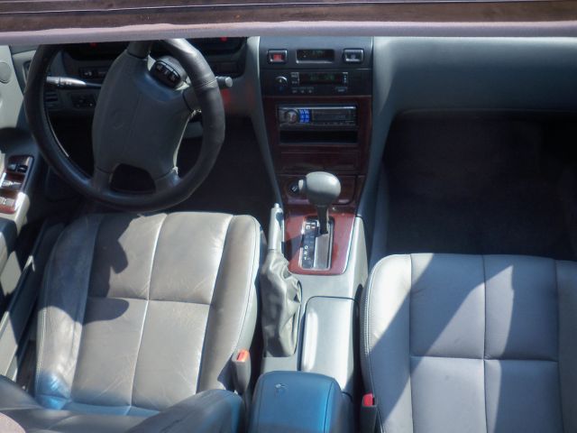 1997 Nissan Maxima 3.0 Quattro