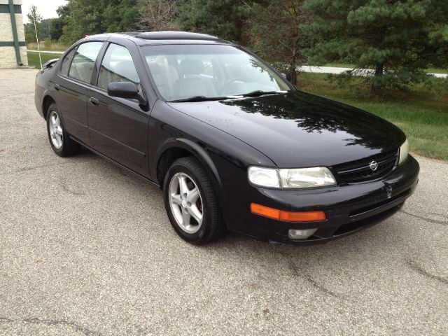 1997 Nissan Maxima SE