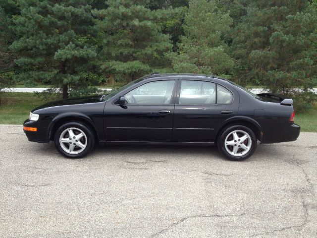 1997 Nissan Maxima SE