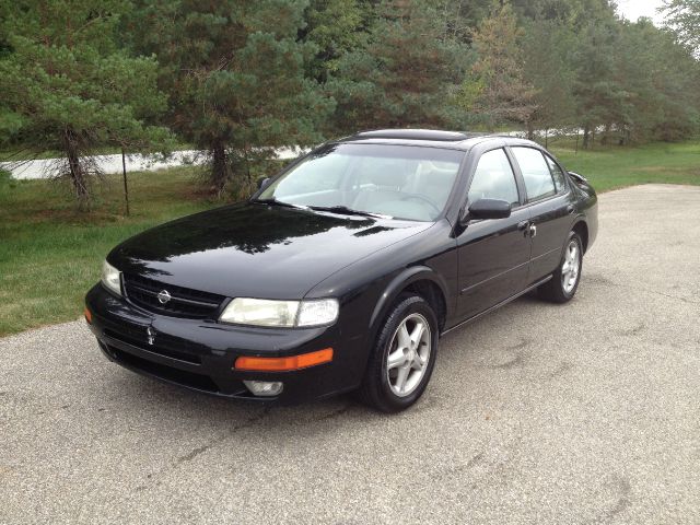 1997 Nissan Maxima SE