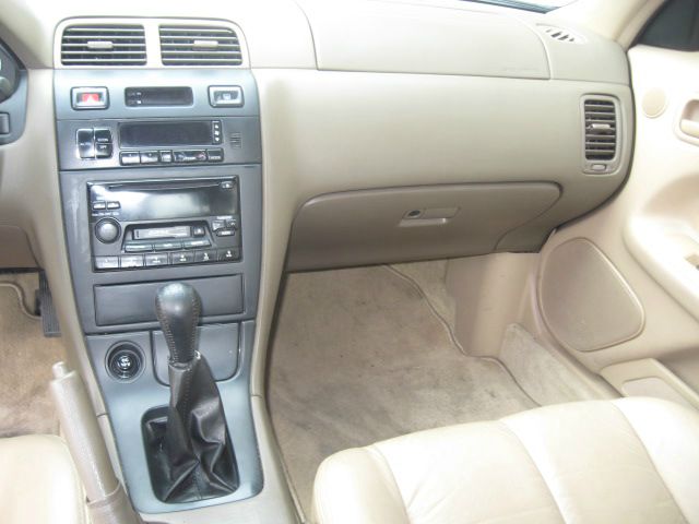 1999 Nissan Maxima SE