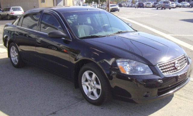 1999 Nissan Maxima SE