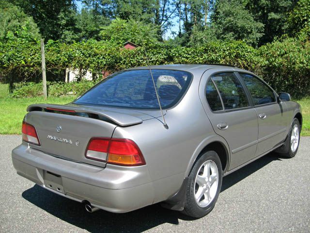 1999 Nissan Maxima Unknown
