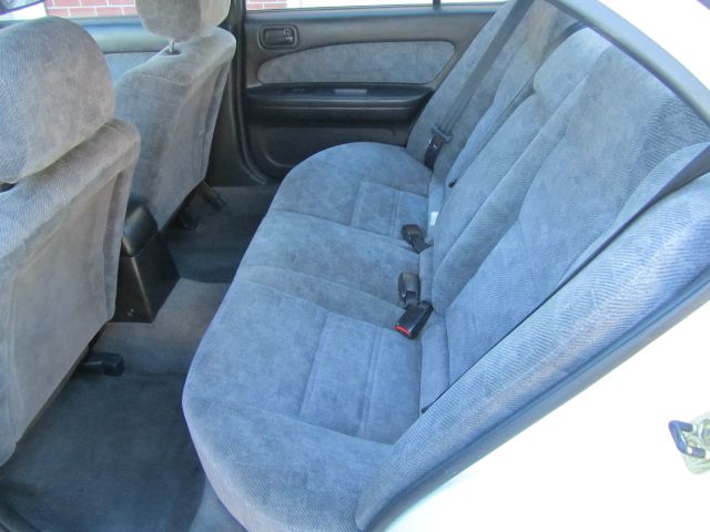 1999 Nissan Maxima SE