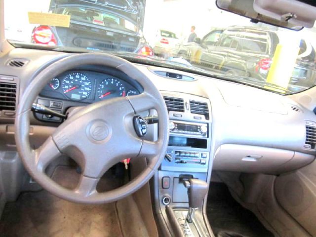 2000 Nissan Maxima 3.0 Quattro