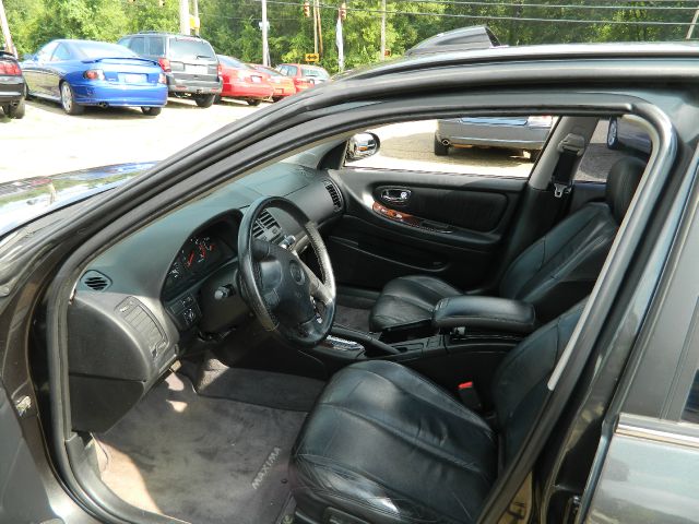 2000 Nissan Maxima 3.0 Quattro