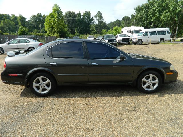 2000 Nissan Maxima 3.0 Quattro