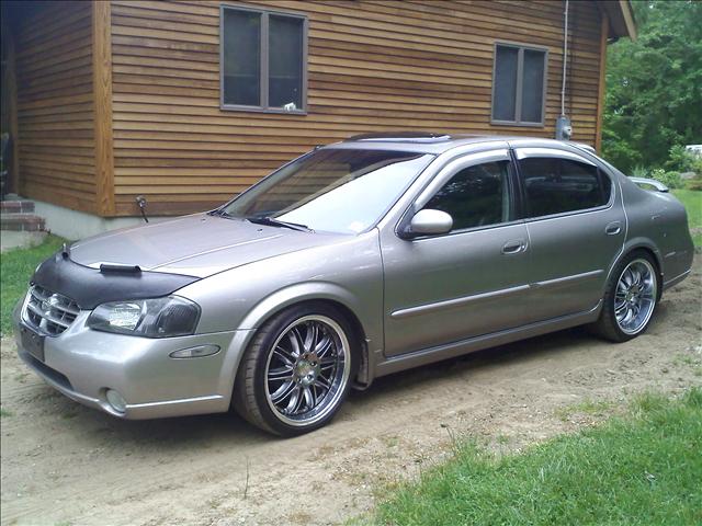 2000 Nissan Maxima Unlimited Sahara Sport Utility