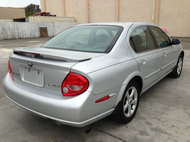 2000 Nissan Maxima 3.0 Quattro