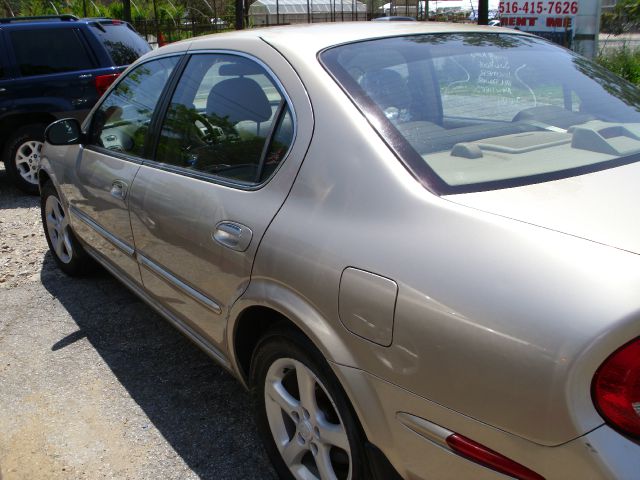 2000 Nissan Maxima Sport 4x4