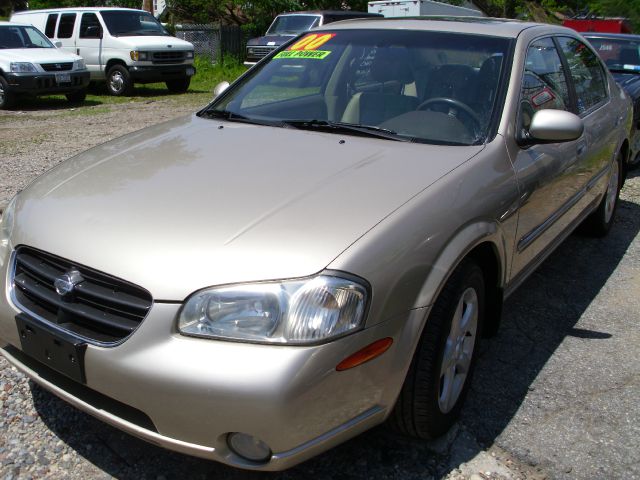 2000 Nissan Maxima Sport 4x4