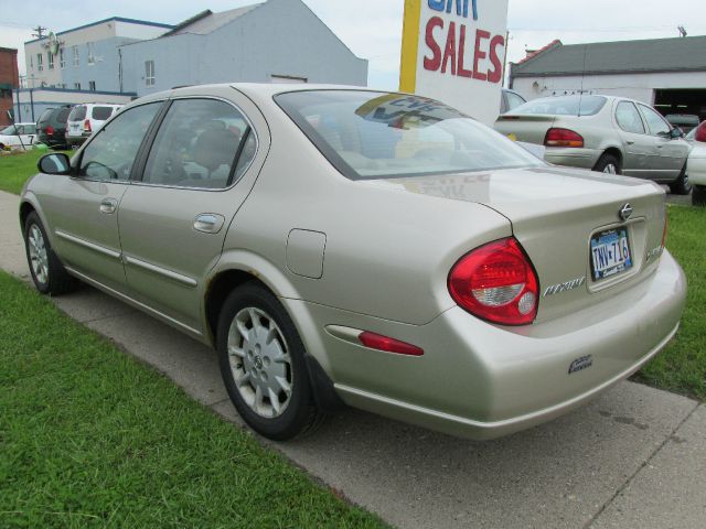 2000 Nissan Maxima 3.0 Quattro