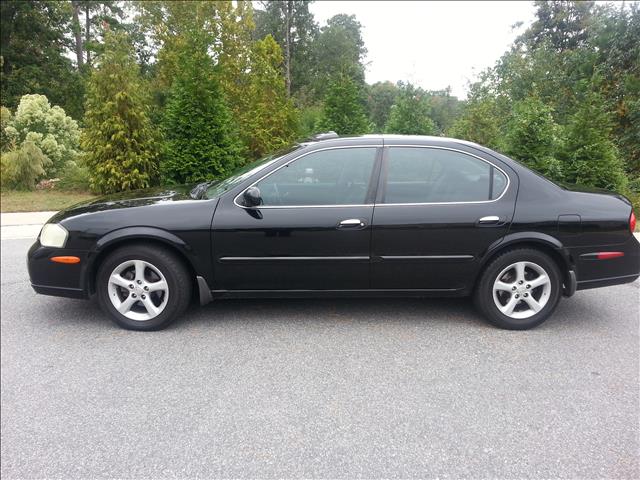 2000 Nissan Maxima 3.0 Quattro